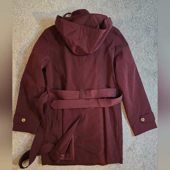 London Fog Water Resistant Women's Size Small Burgundy Trench Coat - Picture 12 of 13